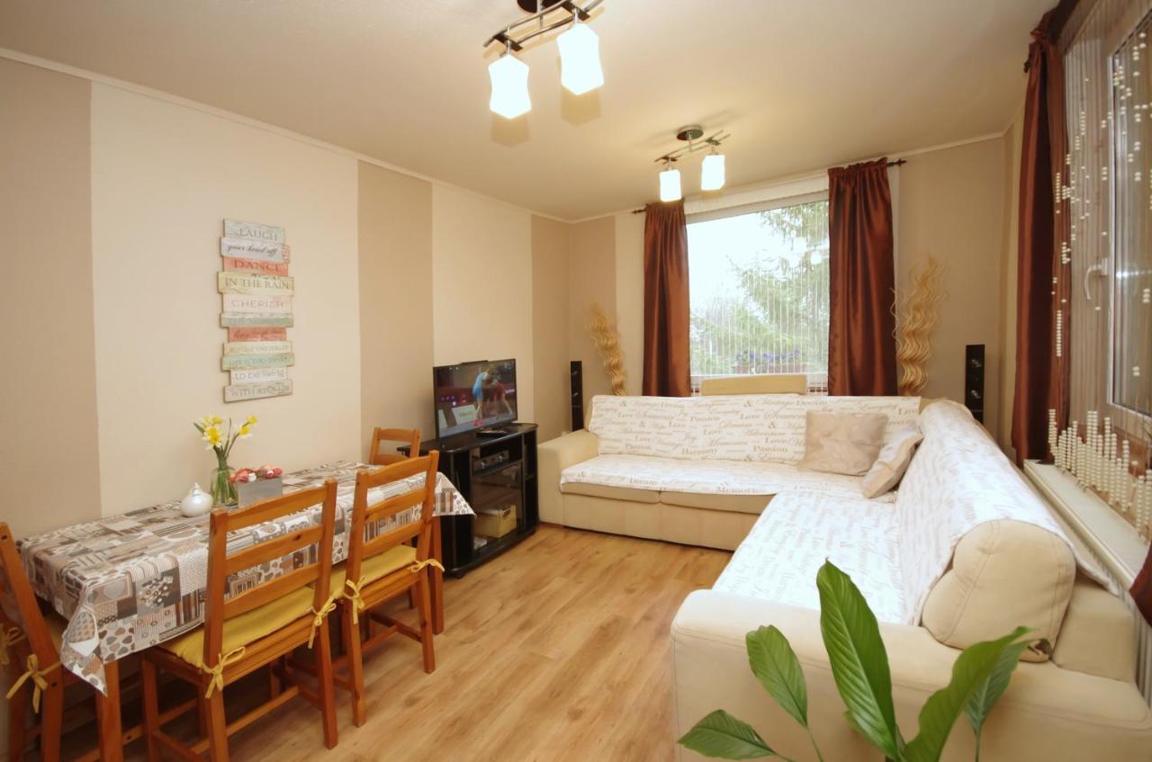 Bodza Apartman Gyula Eksteriør bilde