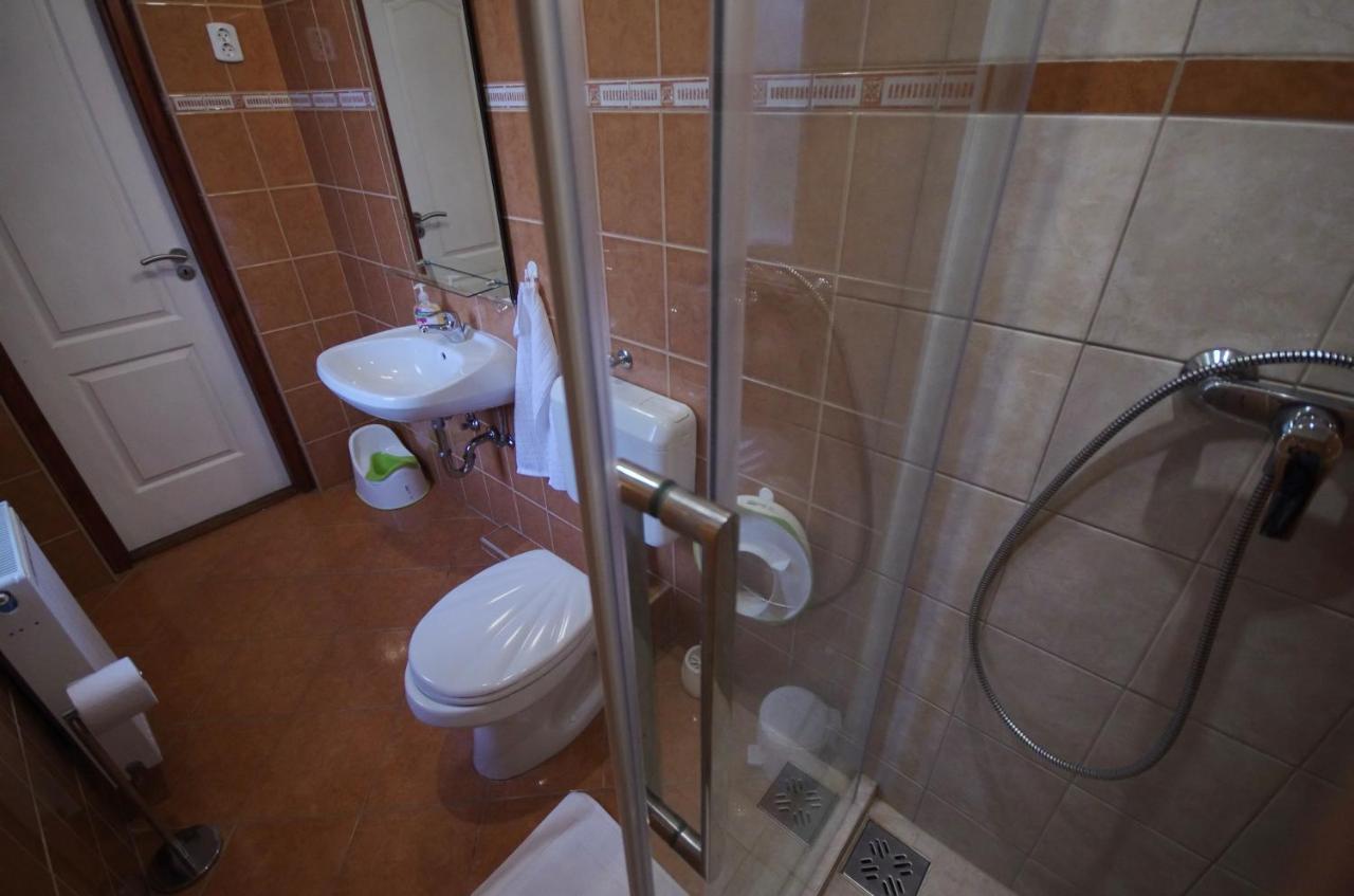 Bodza Apartman Gyula Eksteriør bilde